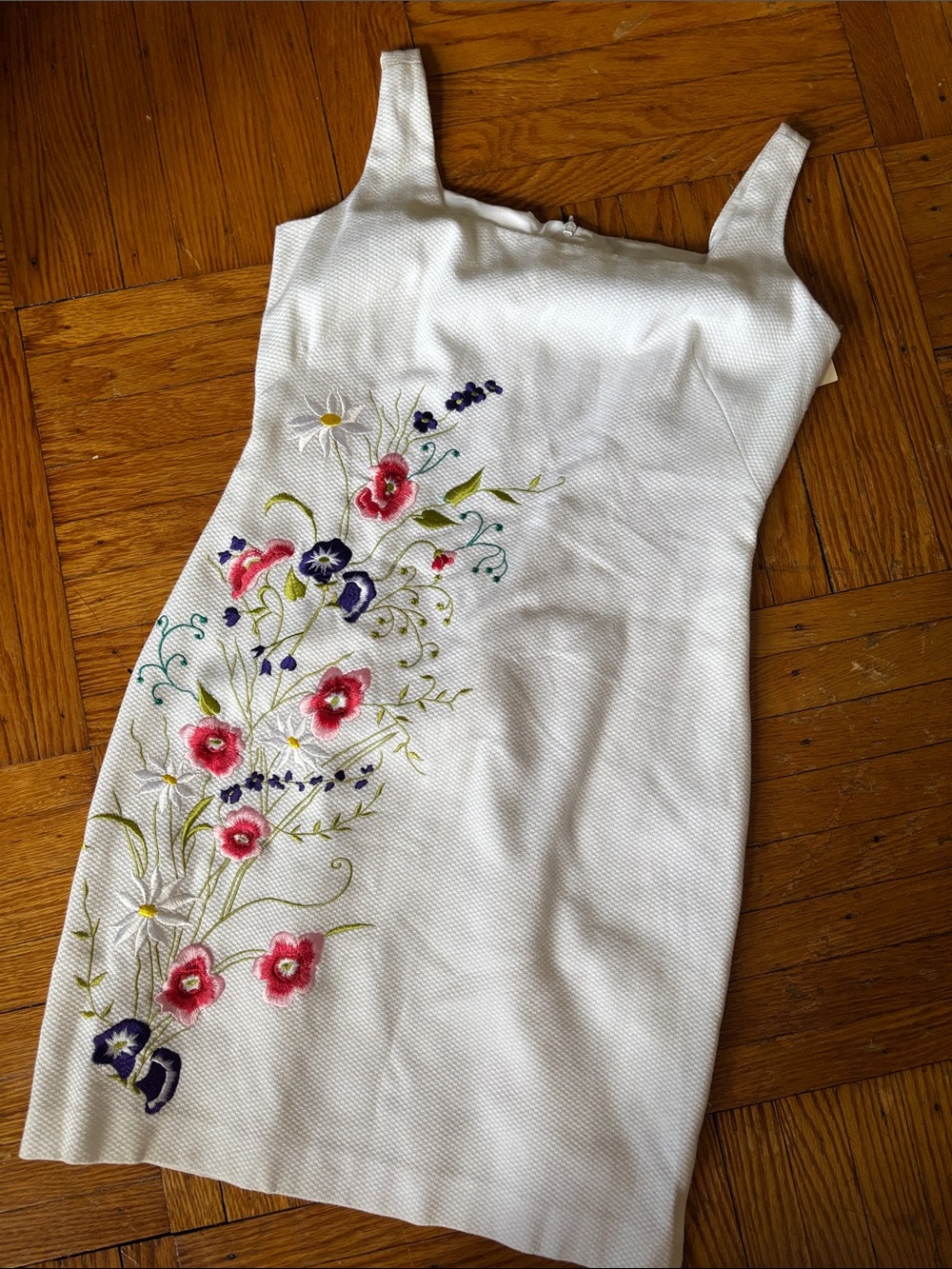 Laundry By Shelli Segal White Embroidered Floral Mini Dress